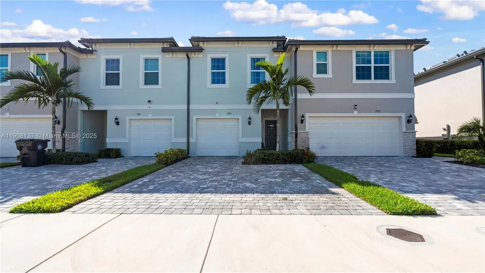 3 bedroom 2 bath Residential for sale at 2913 Olivia Ave, Lauderdale Lakes FL 33311