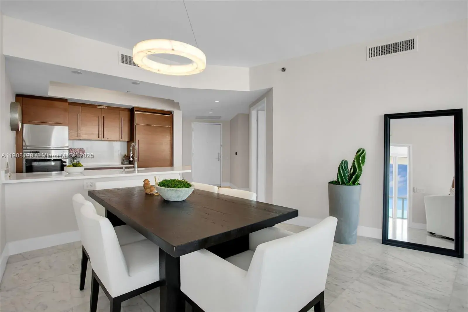 450 Alton Rd # 2110, Miami Beach FL 33139