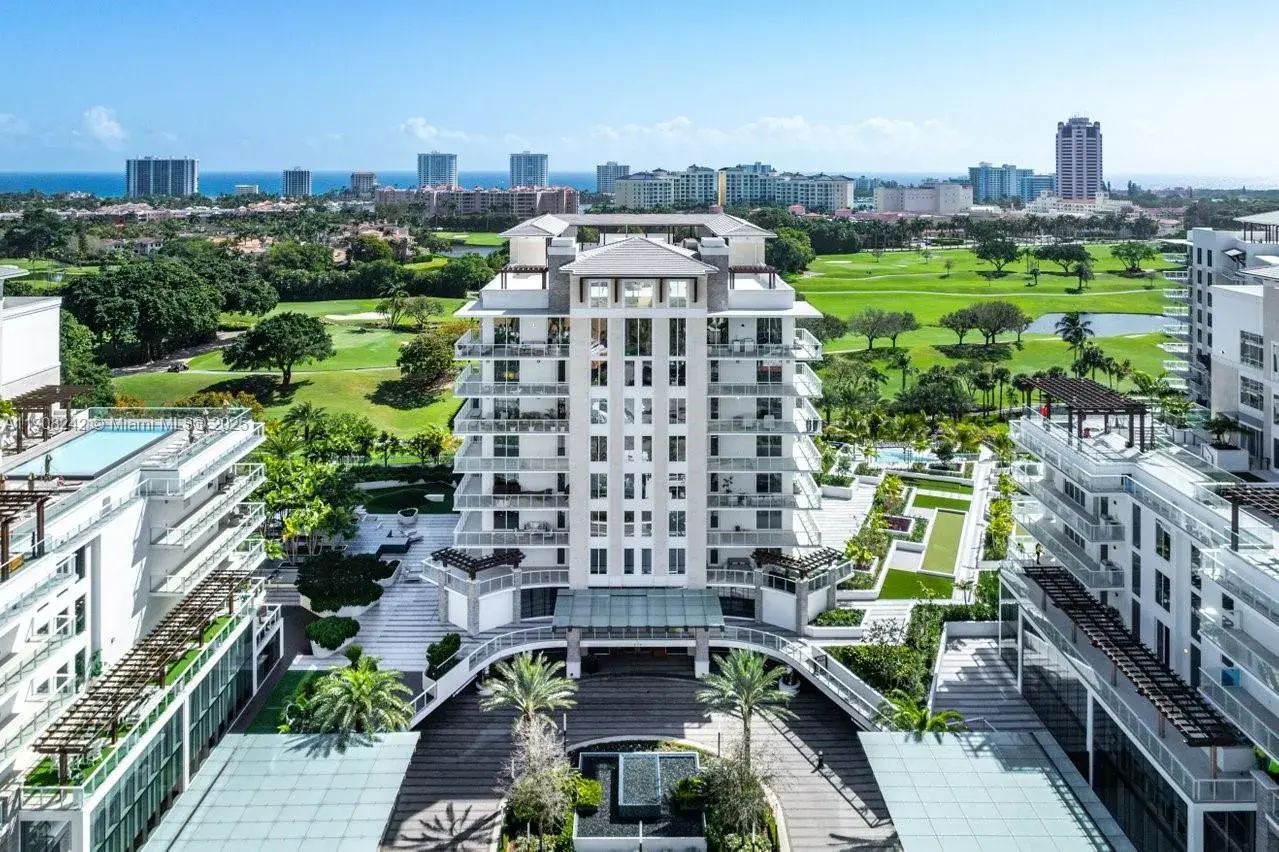 3 bedroom 3 bath Residential for sale at 210 SE Mizner Blvd # 403, Boca Raton FL 33432