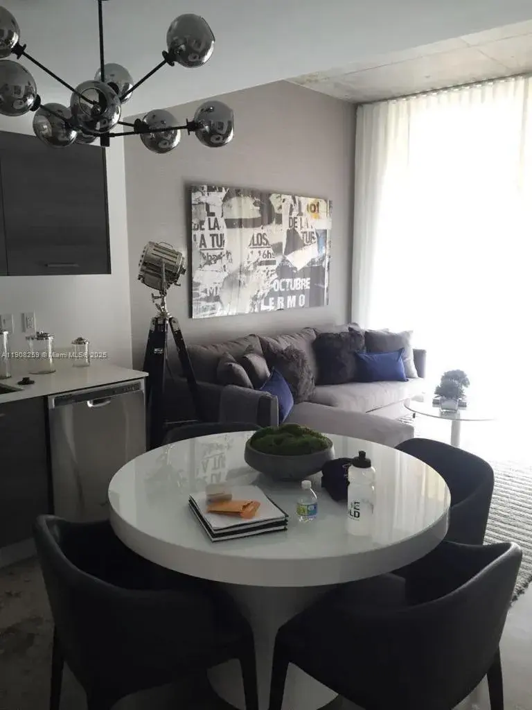 1 bedroom 1 bath Residential for sale at 151 SE 1st St # 903, Miami FL 33131