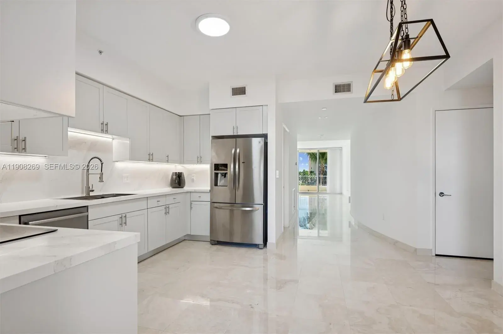 2 bedroom 2 bath for sale at 717 Crandon Blvd # 507, Key Biscayne FL 33149