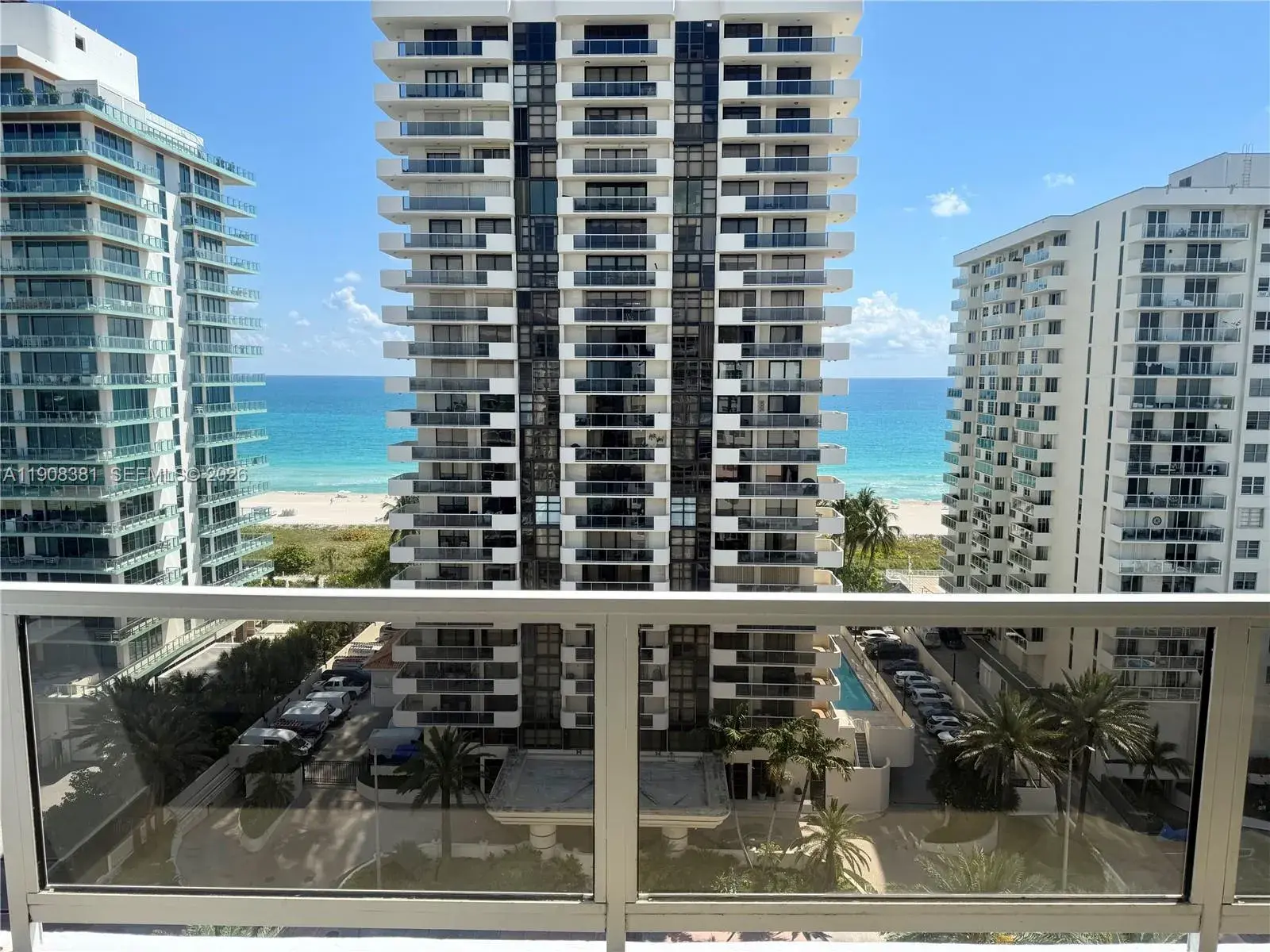 1 bedroom 1 bath Residential for sale at 5700 Collins Ave # 14M, Miami Beach FL 33140