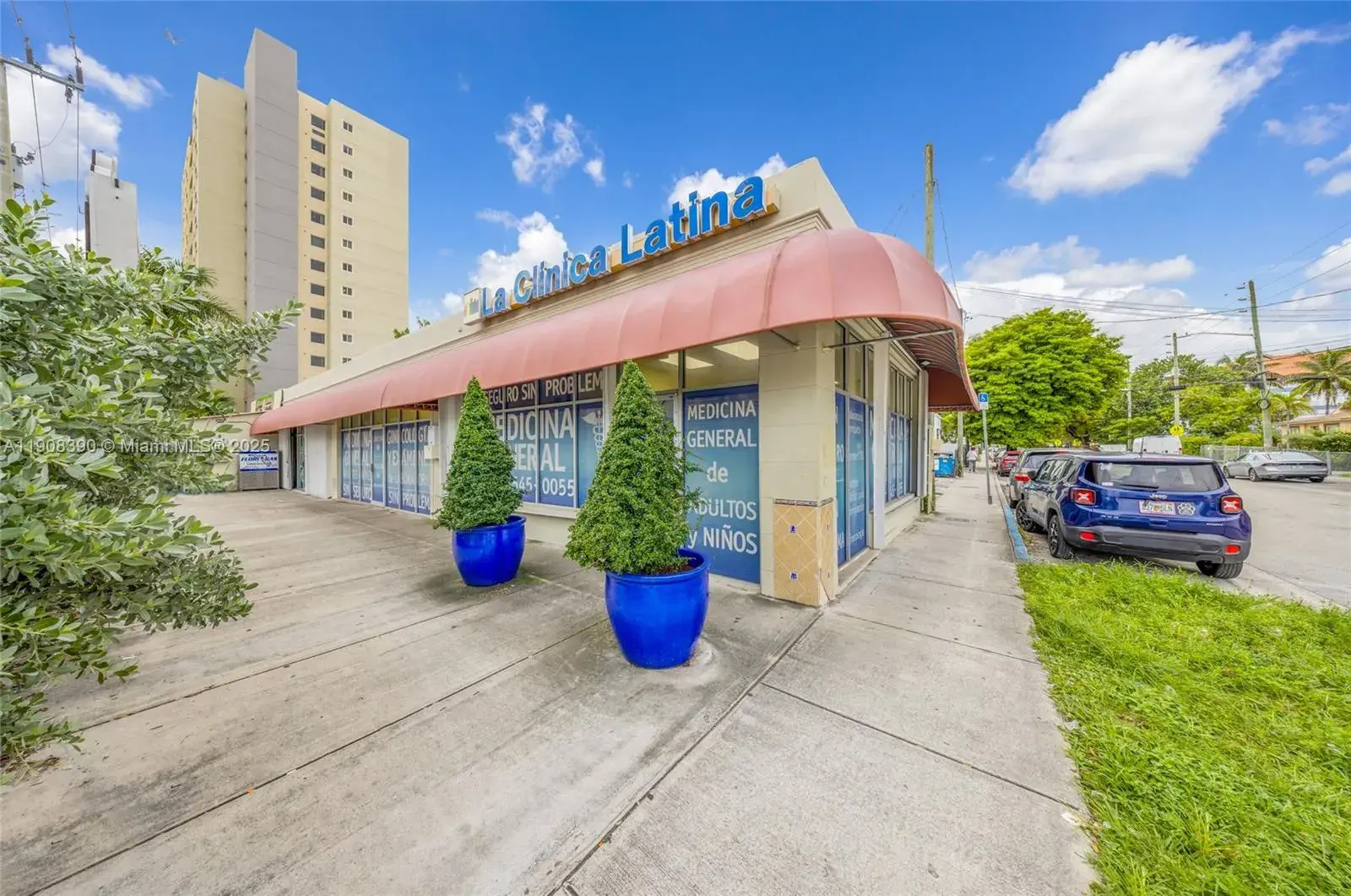 Commercial Sale for sale at 1058 SW 1st St, Miami FL 33130