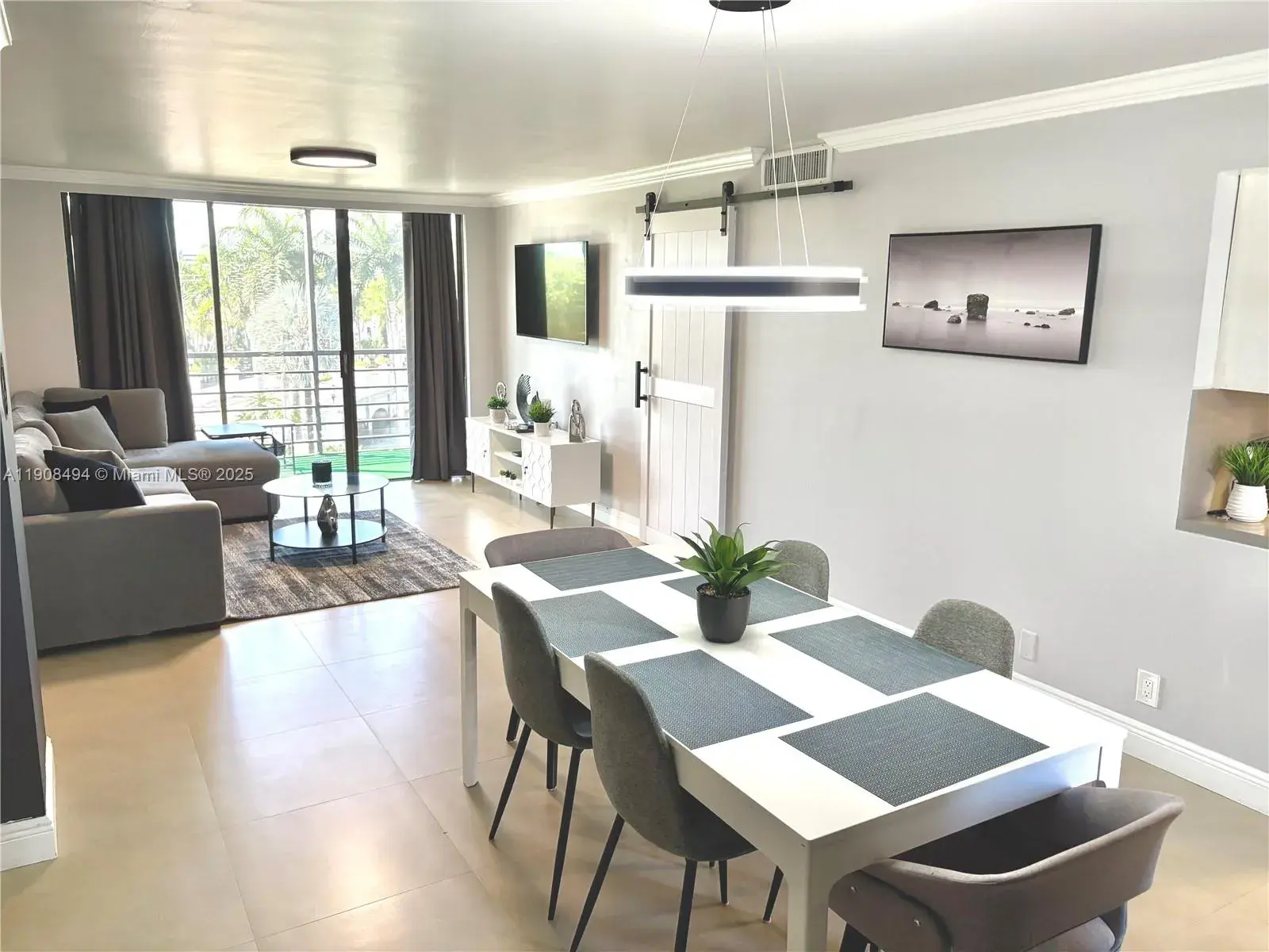 2 bedroom 2 bath Residential for sale at 20500 W Country Club Dr # 501, Aventura FL 33180
