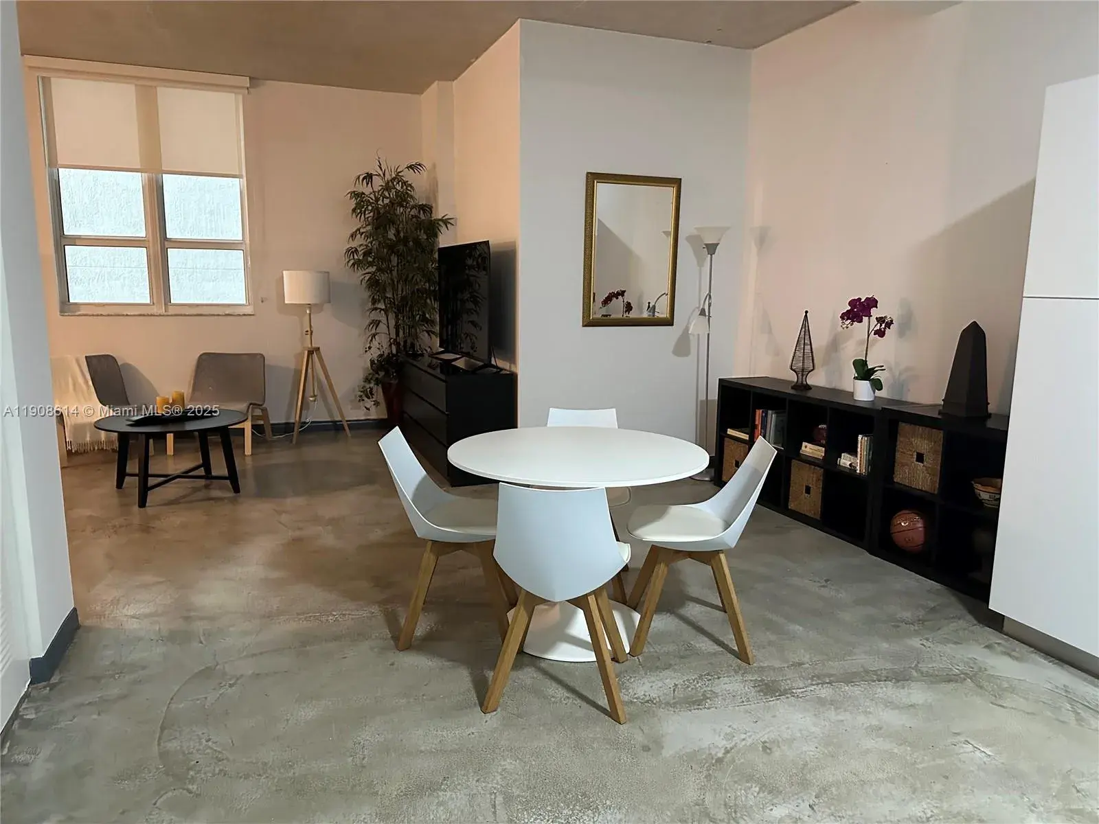 234 NE 3rd St # 204, Miami FL 33132
