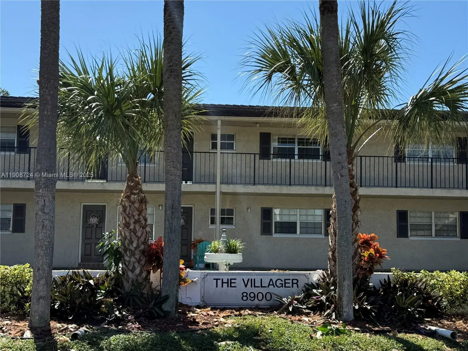 2 bedroom 2 bath Residential Lease for rent at 8900 W SAMPLE ROAD # 204, Coral Springs FL 33065