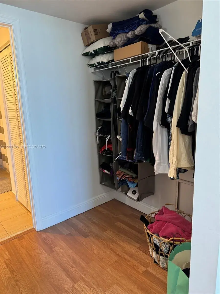 1750 N Bayshore Dr # 2706, Miami FL 33132