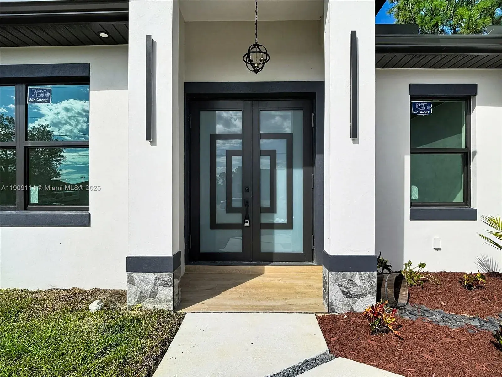 3814 9th St SW, Lehigh Acres FL 33976