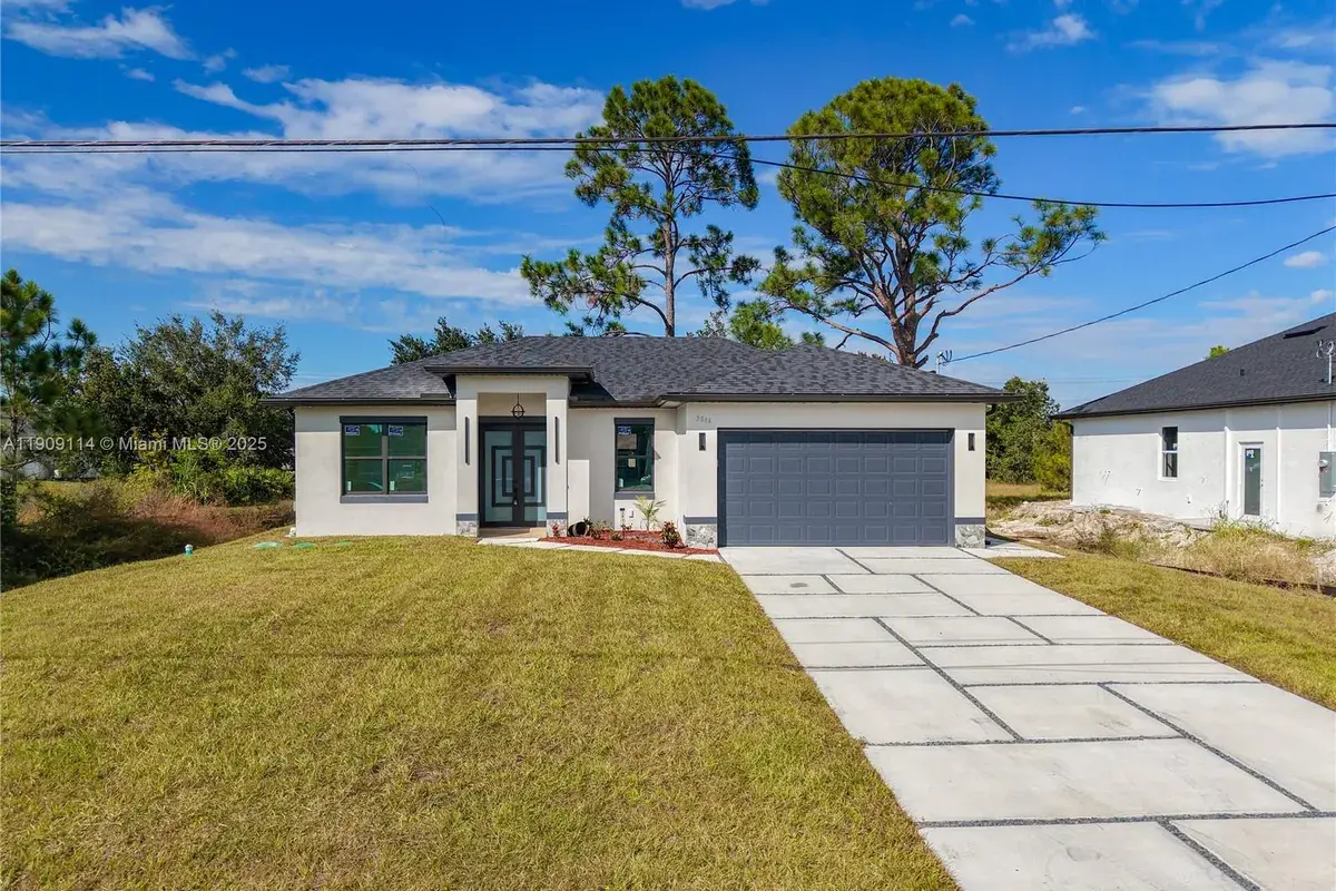 3814 9th St SW, Lehigh Acres FL 33976
