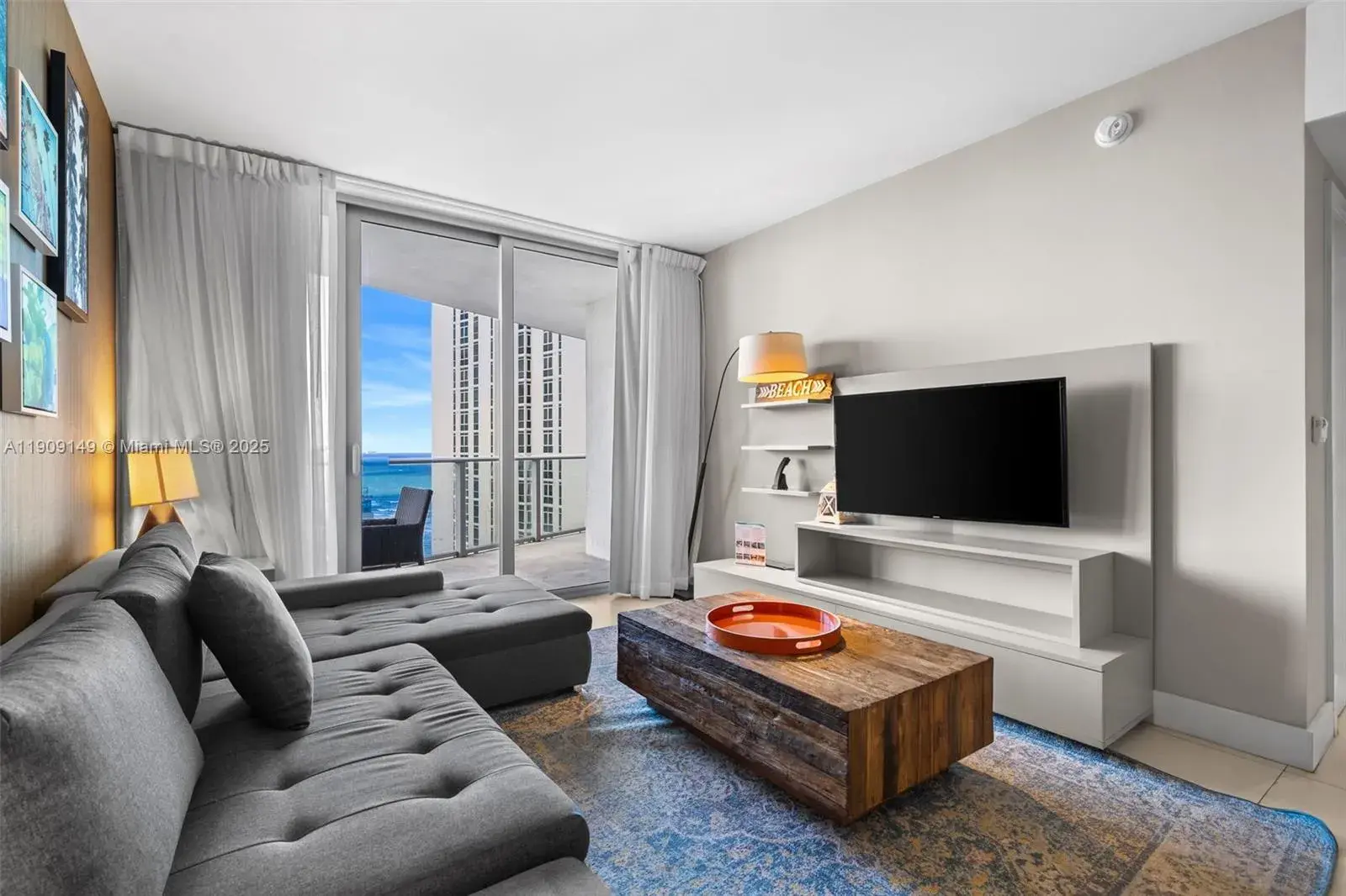 2 bedroom 2 bath Residential for sale at 4111 S Ocean Dr # 1204, Hollywood FL 33019