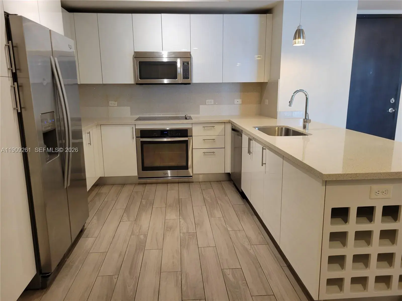 2 bedroom 2 bath Residential for sale at 999 SW 1st Ave # 2016, Miami FL 33130