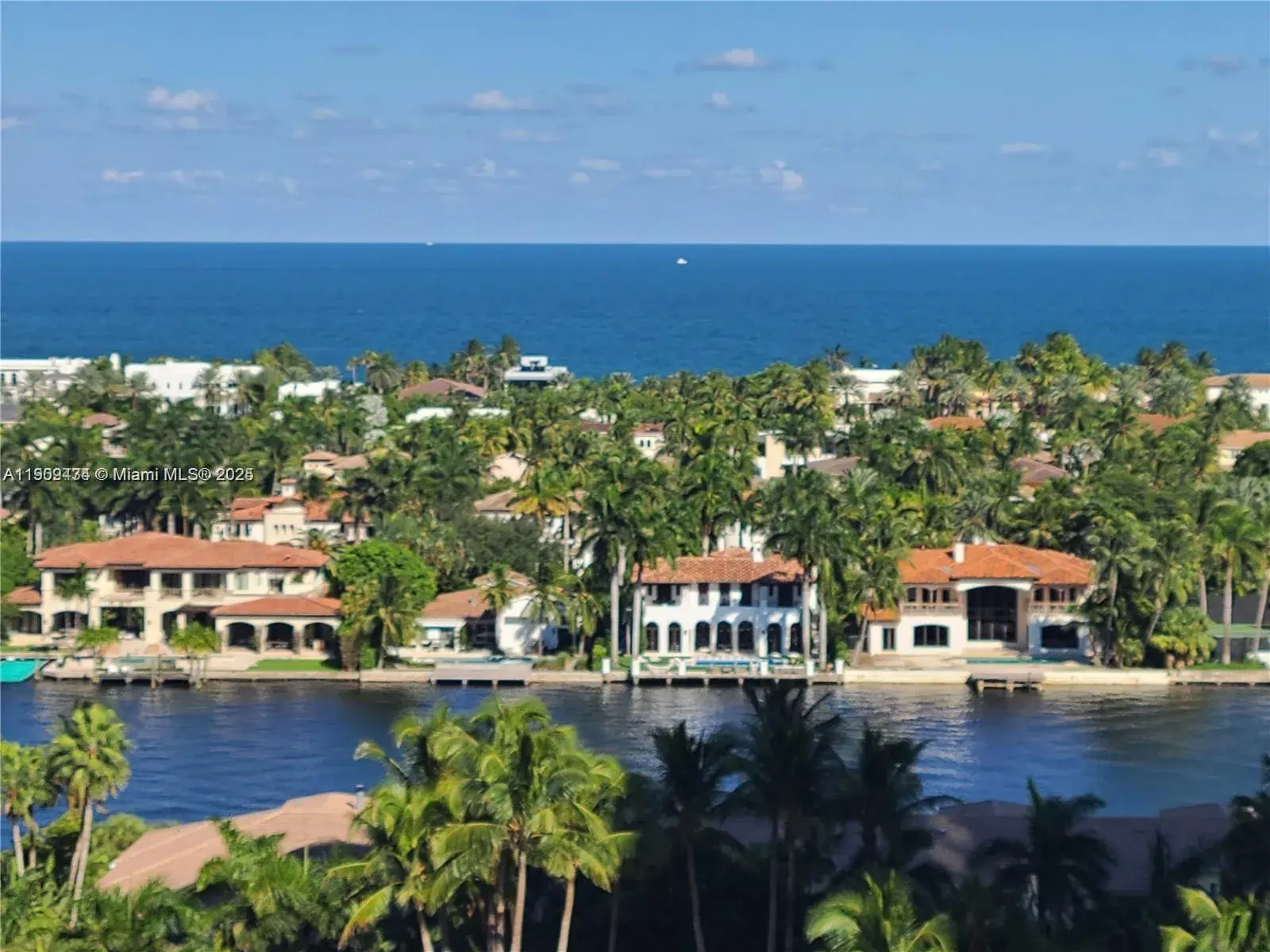3 bedroom 2 bath Residential Lease for rent at 21055 Yacht Club Dr # 1602, Aventura FL 33180