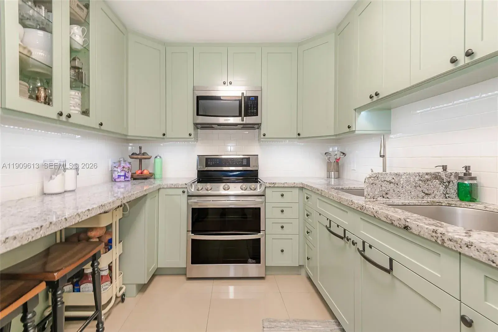 2 bedroom 2 bath Residential for sale at 5750 Collins Ave # 3J, Miami Beach FL 33140