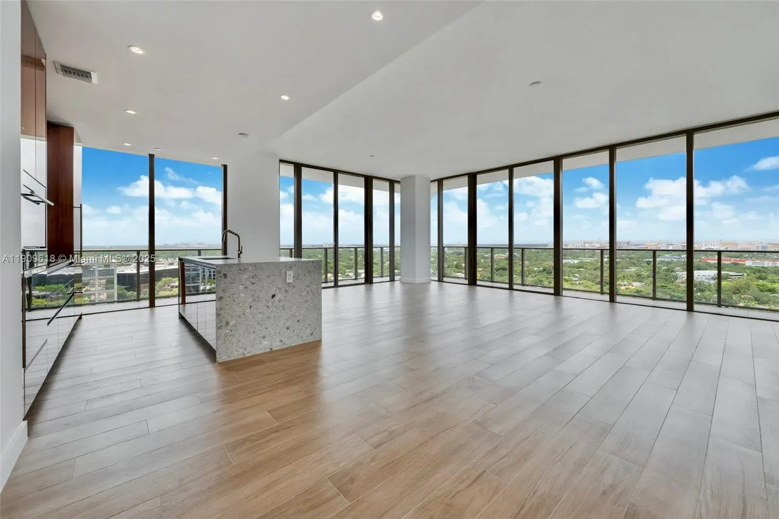2678 Tigertail Ave # 1501, Miami FL 33133