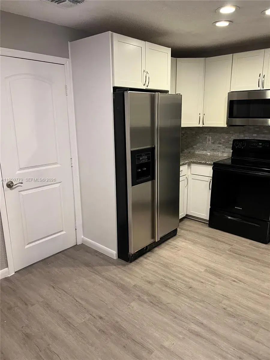 417 SW 8th Ave, Delray Beach FL 33444