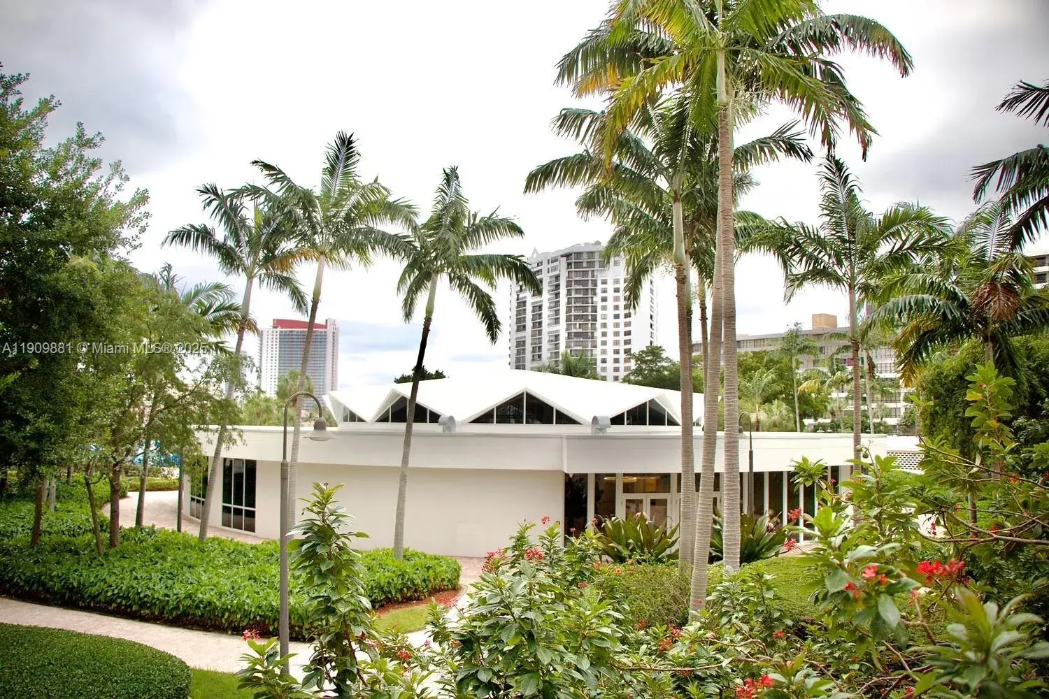 500 Three Islands Blvd # 920, Hallandale Beach FL 33009