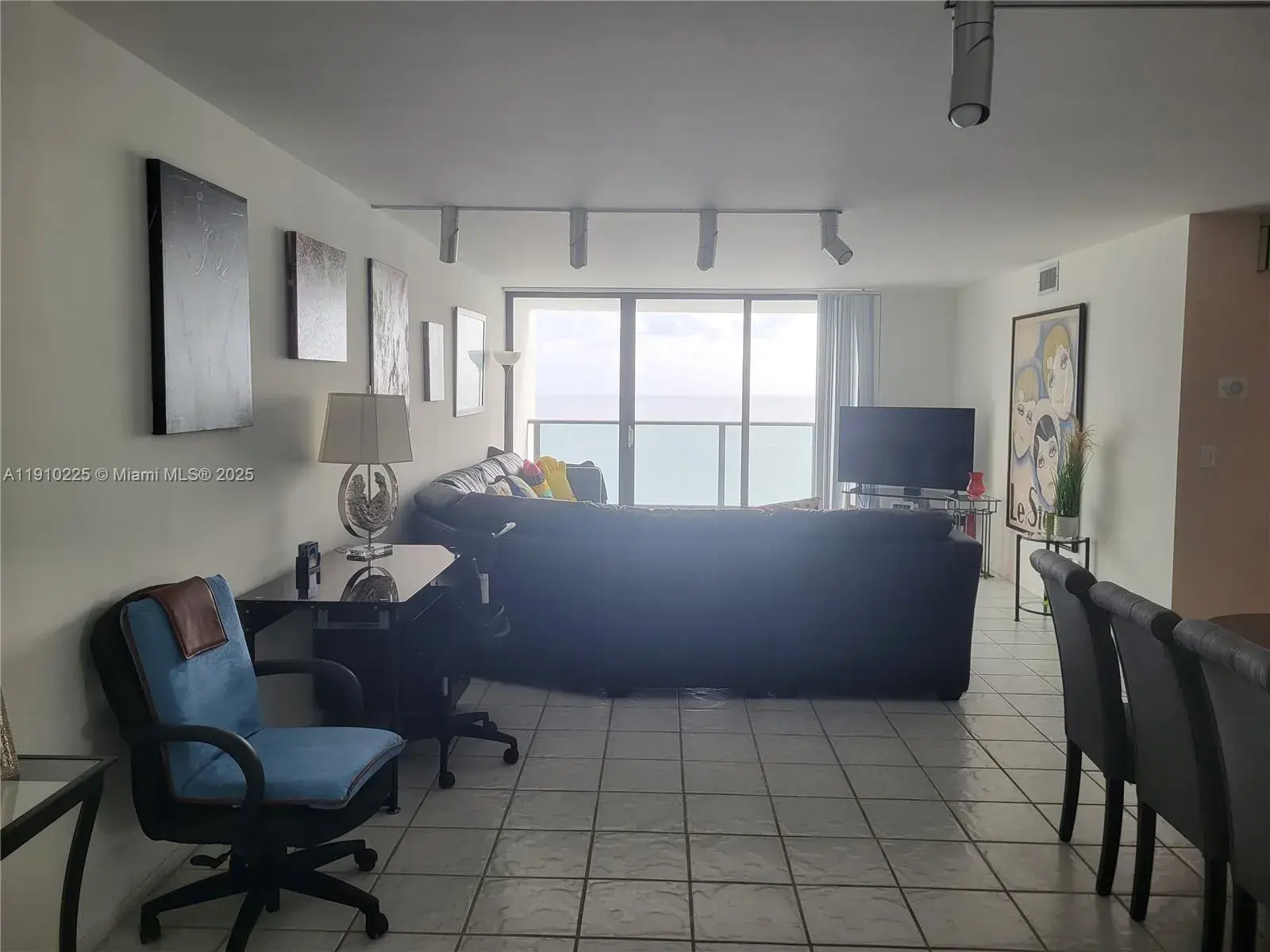 2301 S Ocean Dr # 2401, Hollywood FL 33019
