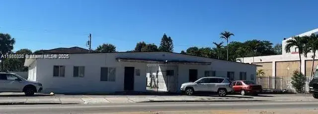 2900 W Flagler St, Miami FL 33135