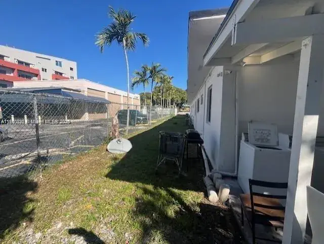 2900 W Flagler St, Miami FL 33135