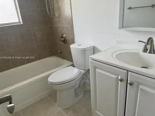 540 SE 2nd Ave # J3, Deerfield Beach FL 33441