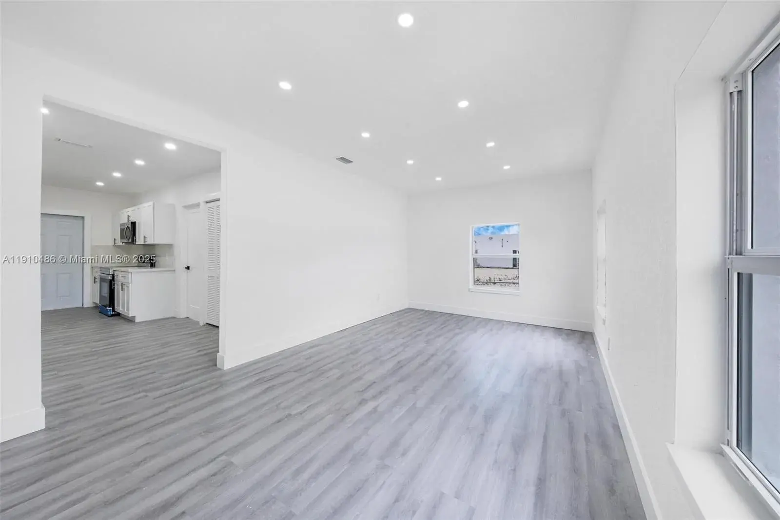 741 NW 77th Ter, Miami FL 33150