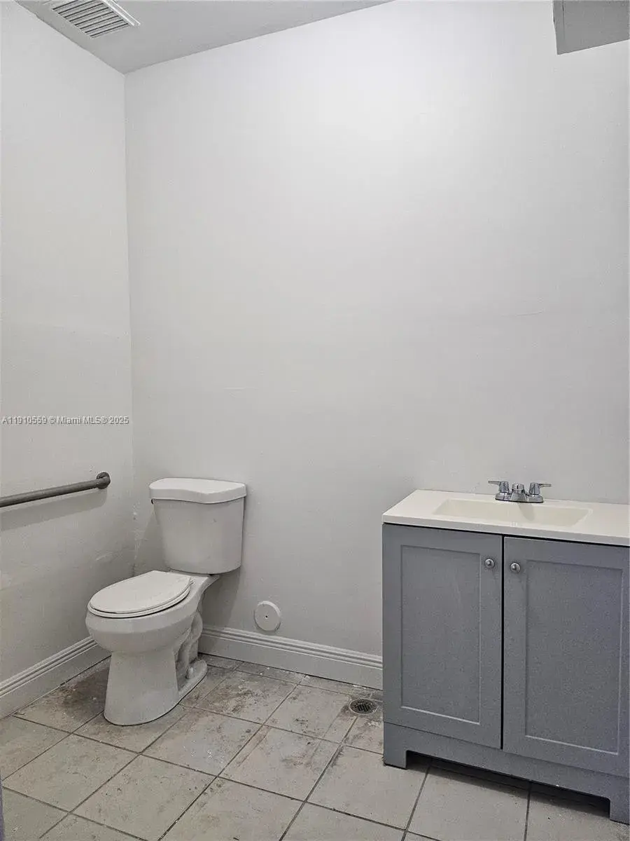 16205 SW 117th Ave, Miami FL 33177