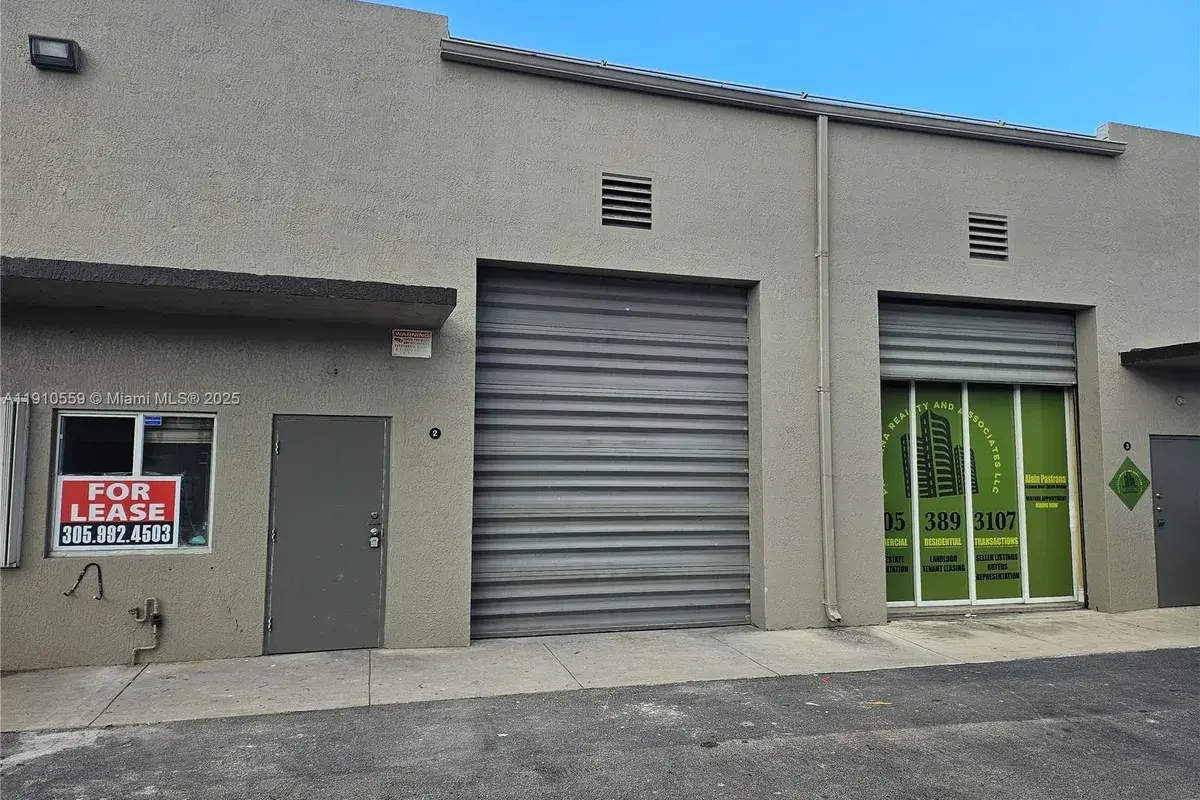16205 SW 117th Ave, Miami FL 33177