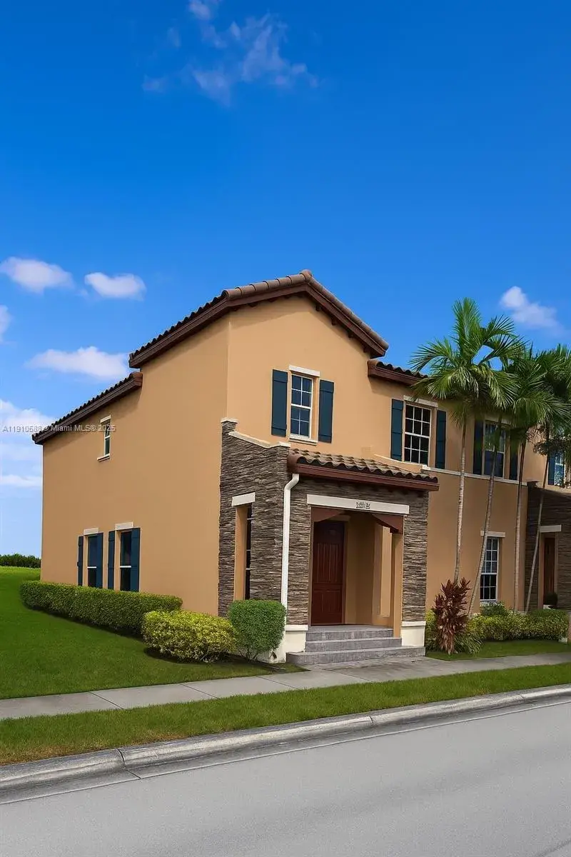 5 bedroom 4 bath Residential for sale at 17025 SW 96th St, Miami FL 33196