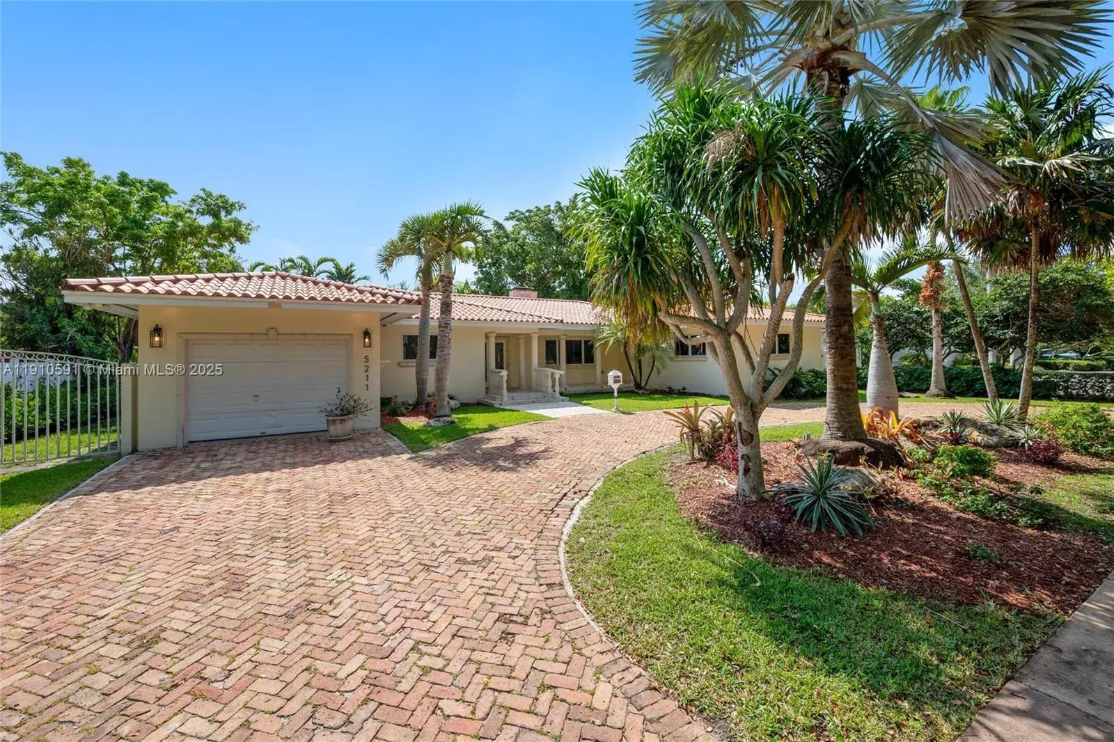4 bedroom 3 bath for sale at 5211 Granada Blvd, Coral Gables FL 33146