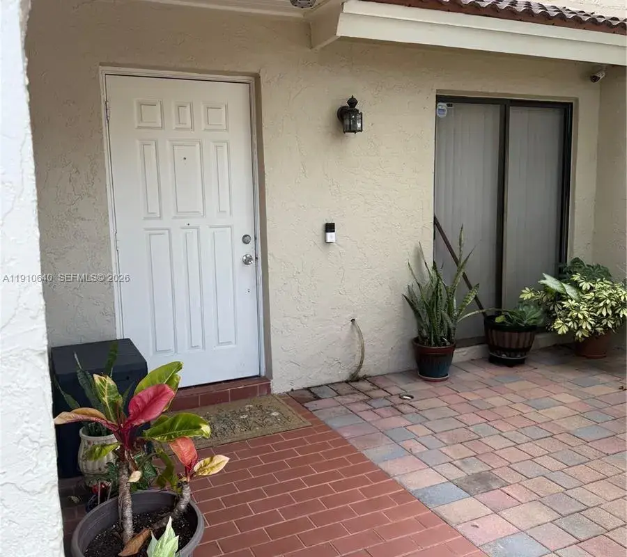 17048 NW 66th Ct, Miami Lakes FL 33015