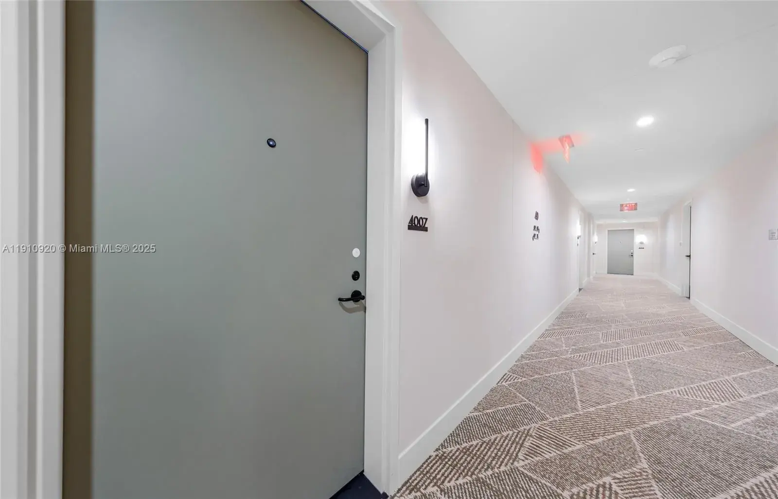 1 bedroom 1 bath Residential for sale at 159 NE 6th St # 4007, Miami FL 33132