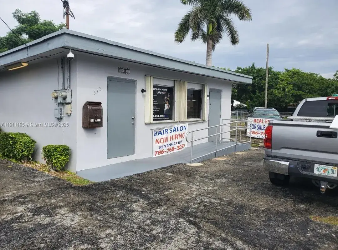 512 SW 6th Ave, Homestead FL 33030
