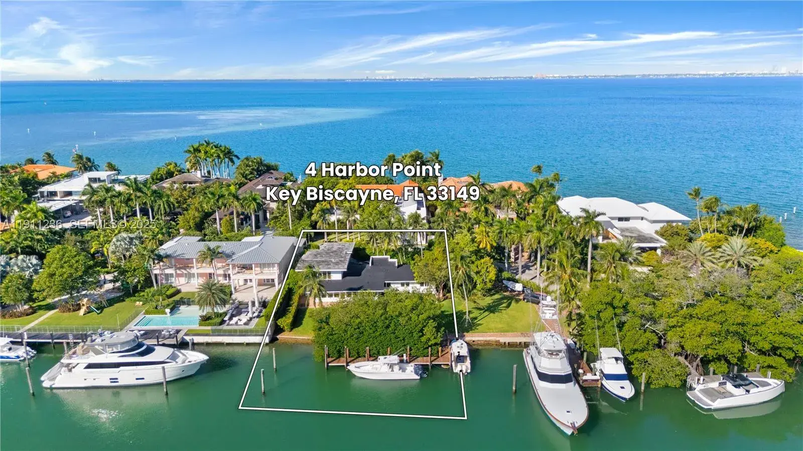 7 bedroom 7 bath for rent at 4 Harbor Pt, Key Biscayne FL 33149