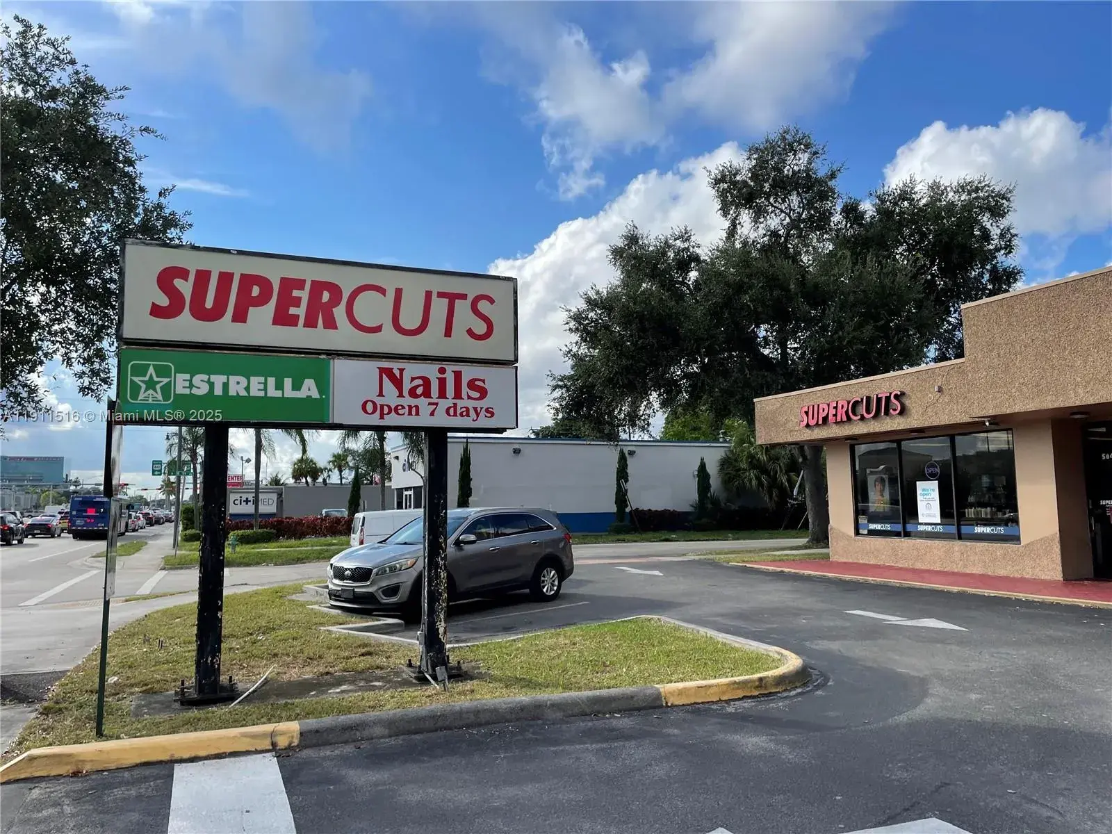 Commercial Sale for sale at 5845 Hollywood Blvd, Hollywood FL 33021