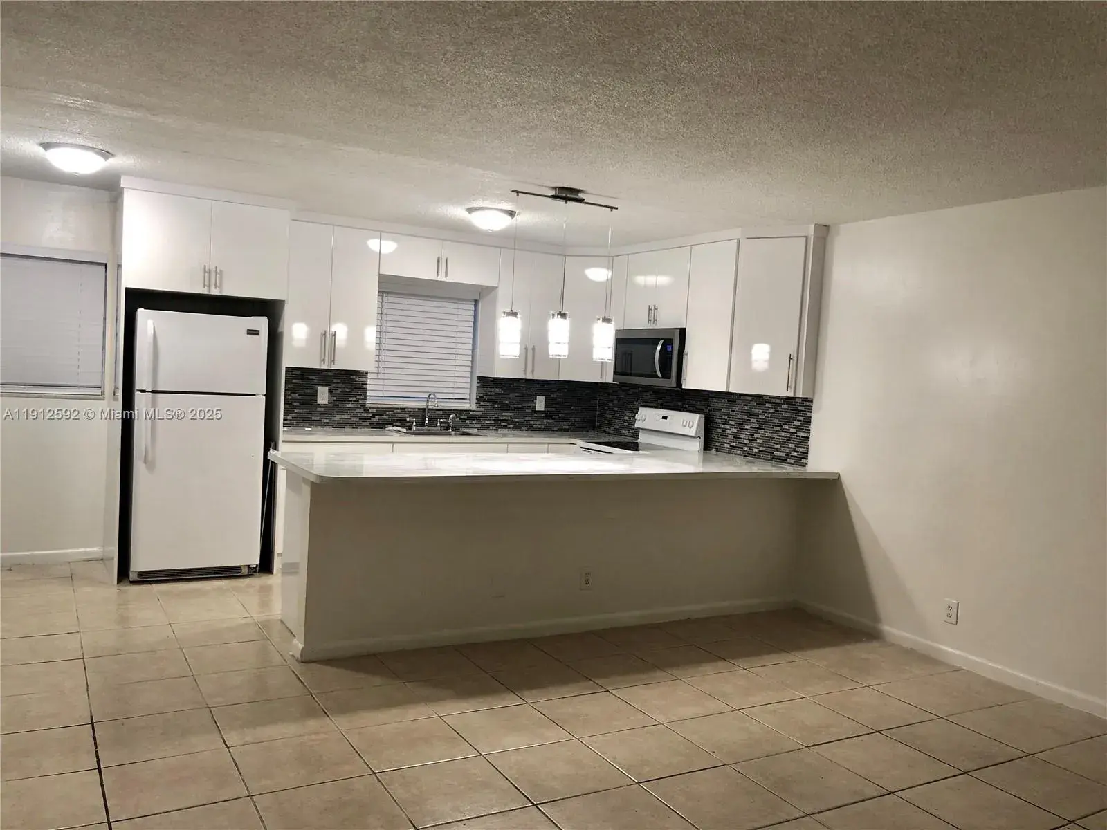 2521 Pierce St # 3, Hollywood FL 33020