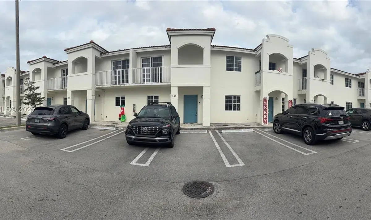 142 SW 3rd Ct, Florida City FL 33034