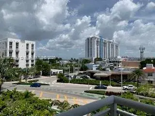2 bedroom 2 bath Residential for sale at 1688 West Ave # 405, Miami Beach FL 33139