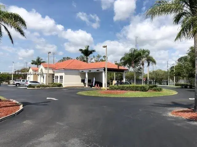 Commercial Sale for sale at 600 N Homestead Blvd, Homestead FL 33030