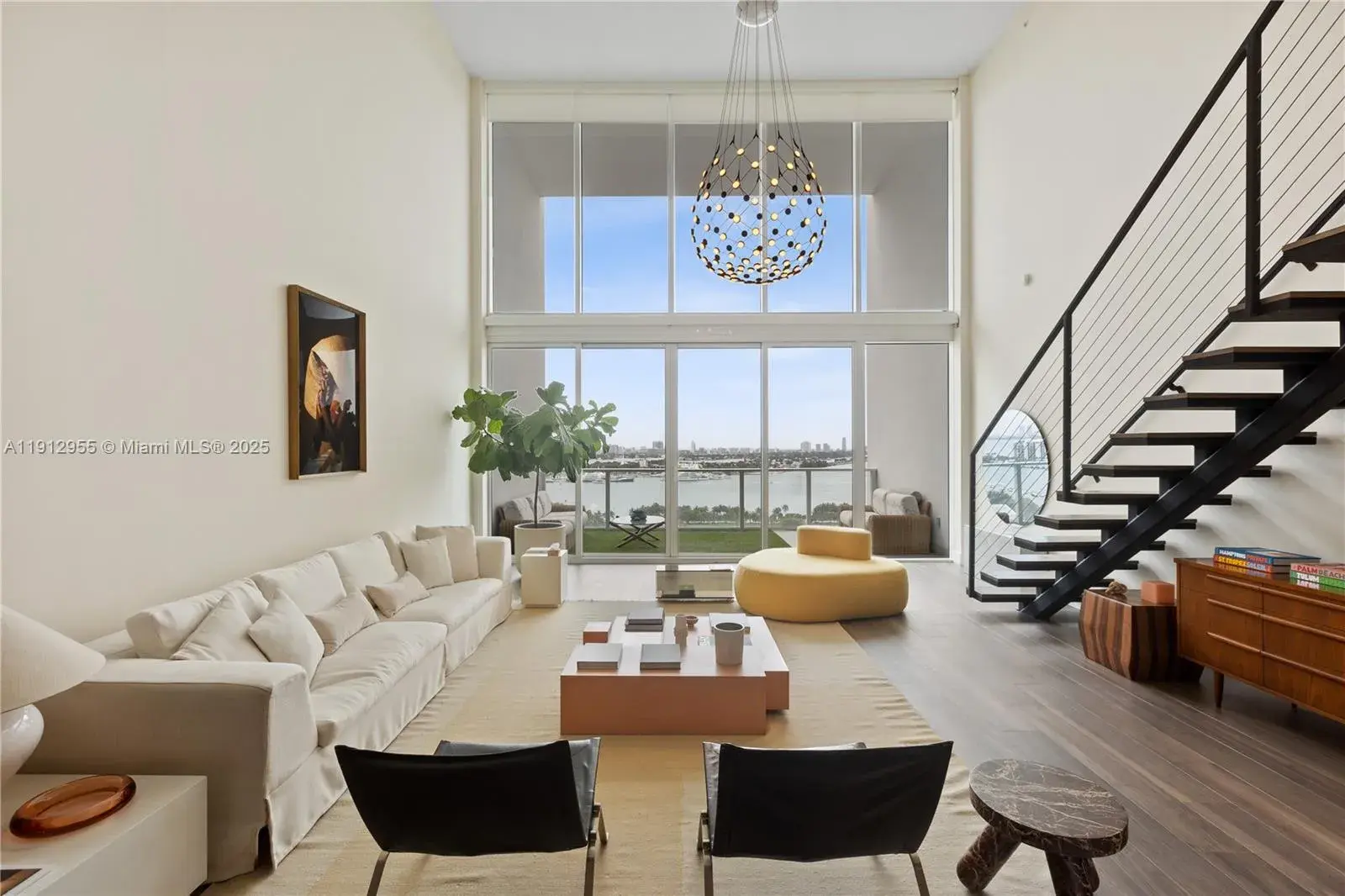 2 bedroom 2 bath Residential for sale at 1040 Biscayne Blvd # 1602, Miami FL 33132