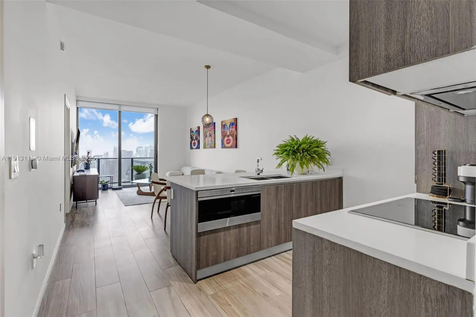801 S Miami Ave # 5206, Miami FL 33130 photo 2