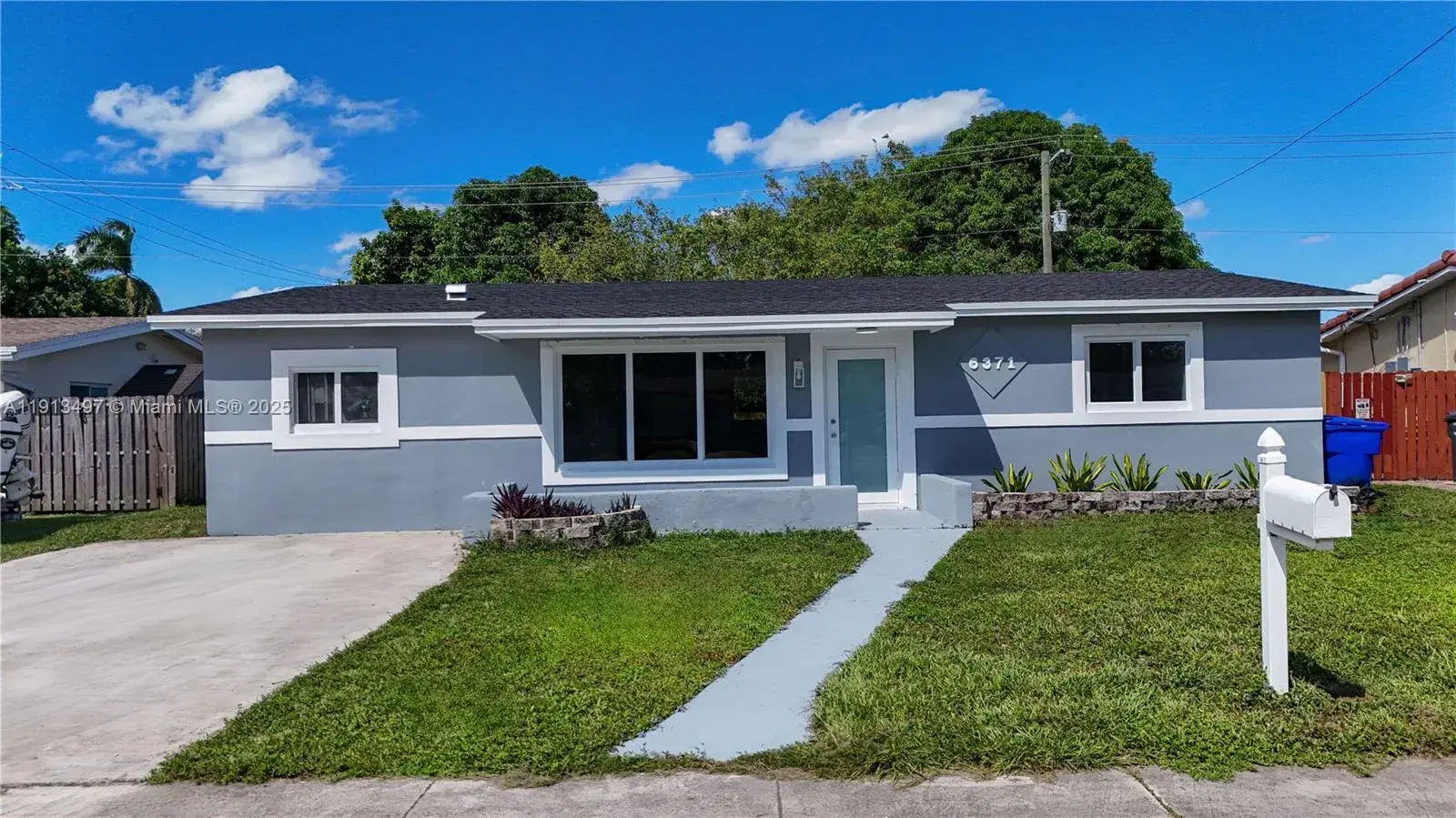 4 bedroom 2 bath Residential Lease for rent at 6371 Scott St, Hollywood FL 33024