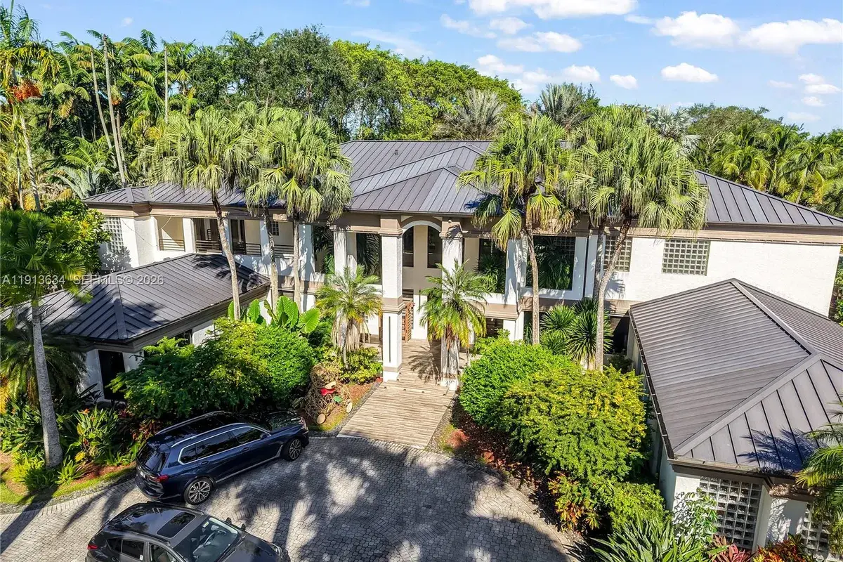 10395 SW 67th Ave, Pinecrest FL 33156
