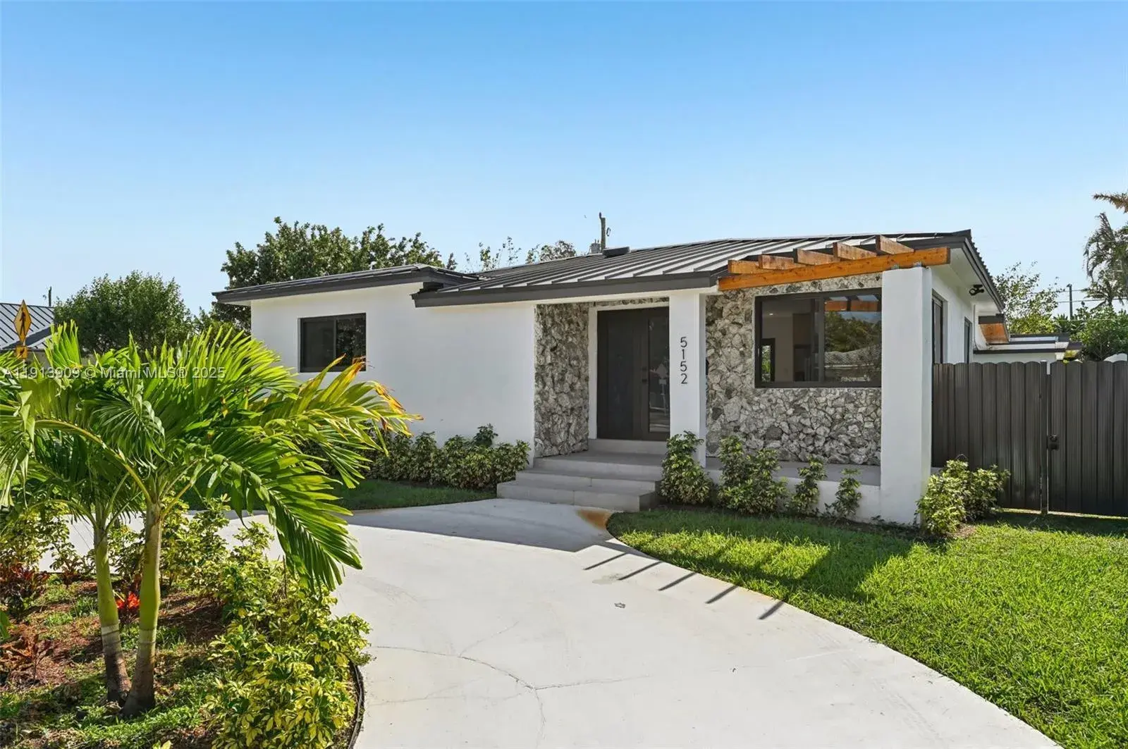 5 bedroom 4 bath for sale at 5152 SW 6th St, Coral Gables FL 33134