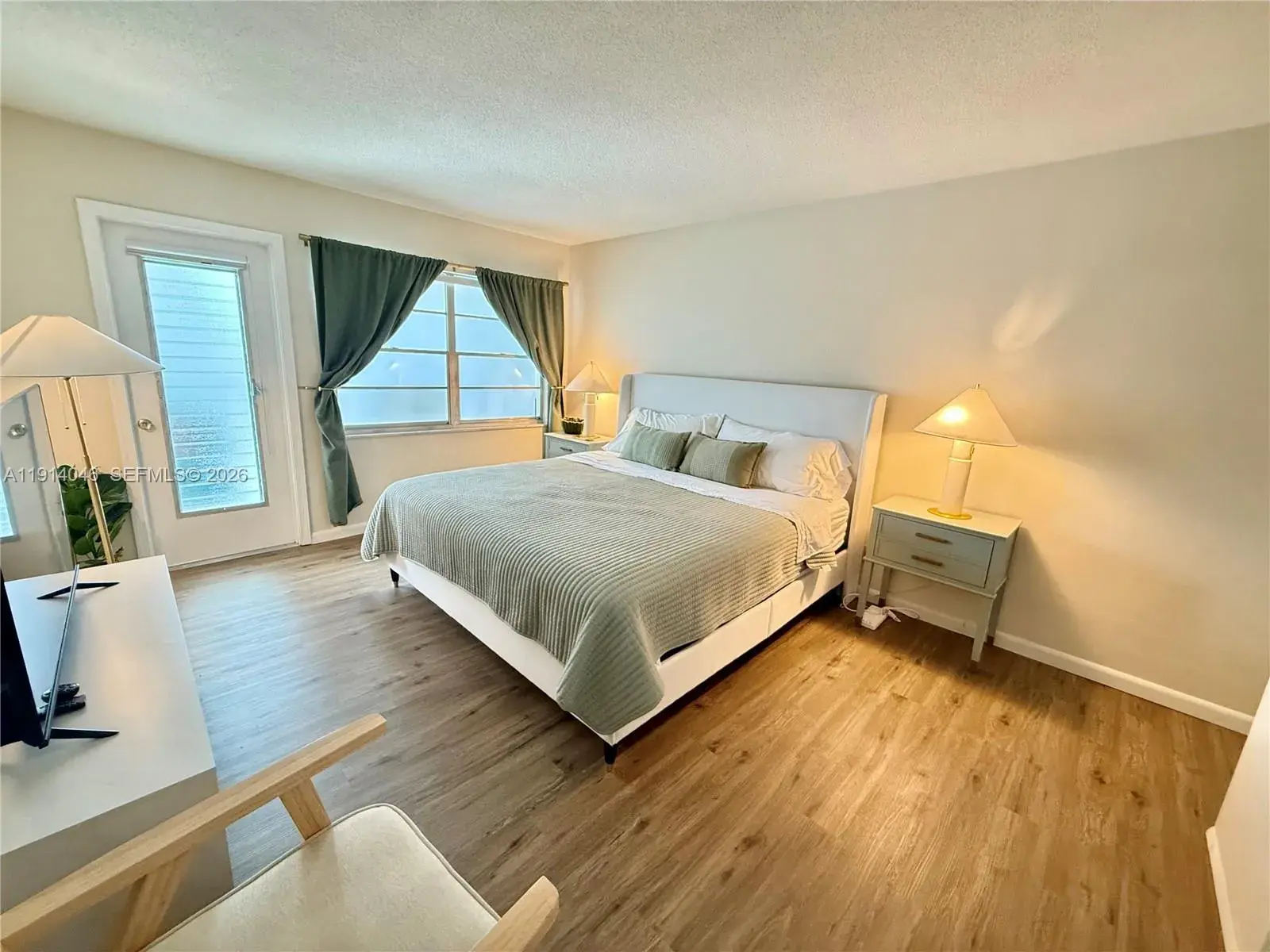 3000 NE 48th St # 203, Fort Lauderdale FL 33308