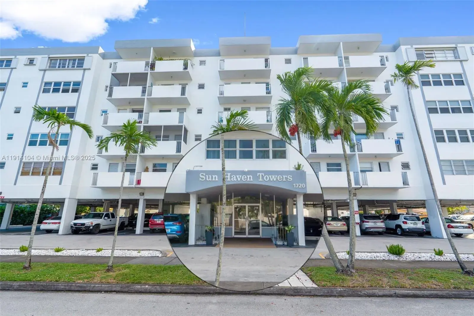 1 bedroom 1 bath Residential for sale at 1720 Jefferson St # 306, Hollywood FL 33020