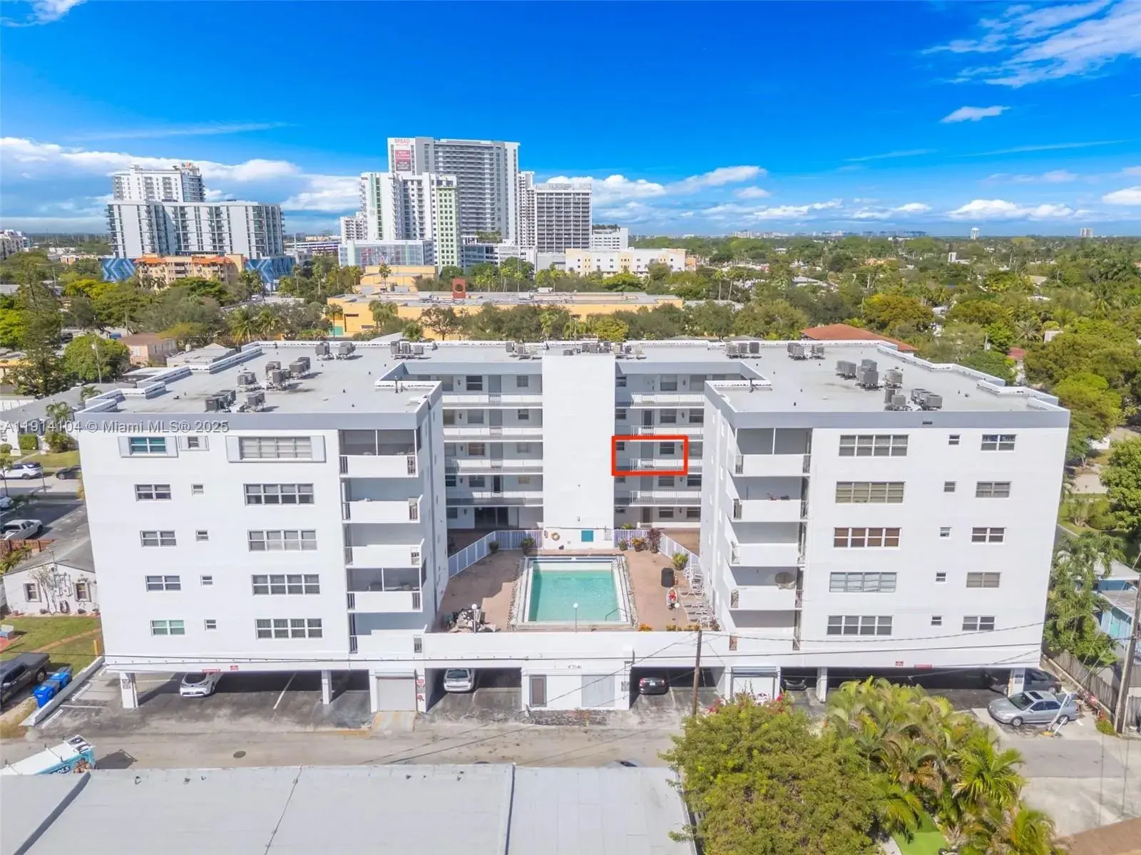 1720 Jefferson St # 306, Hollywood FL 33020
