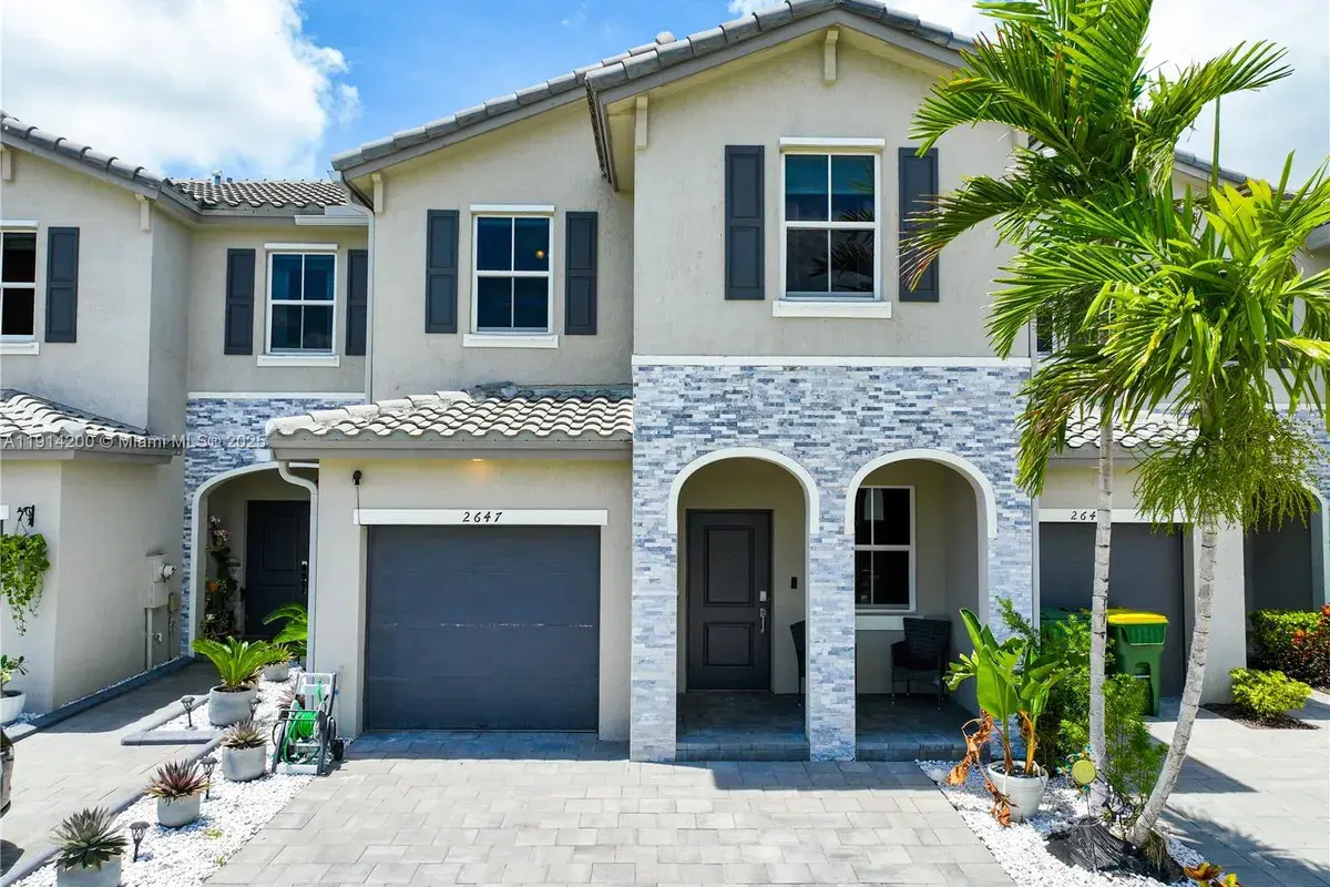 2647 SE 13th St, Homestead FL 33035