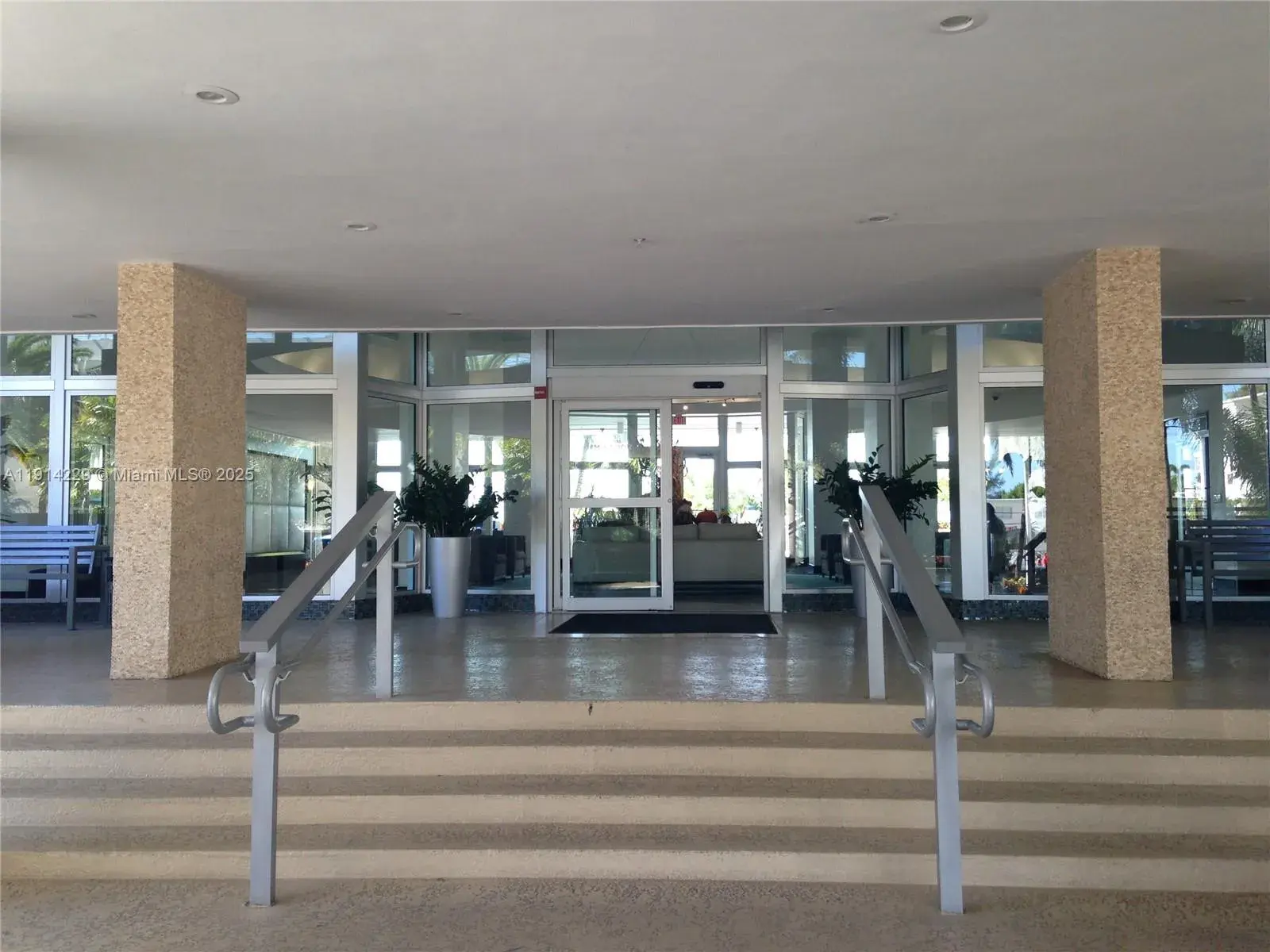 1200 West Ave # 6, Miami Beach FL 33139