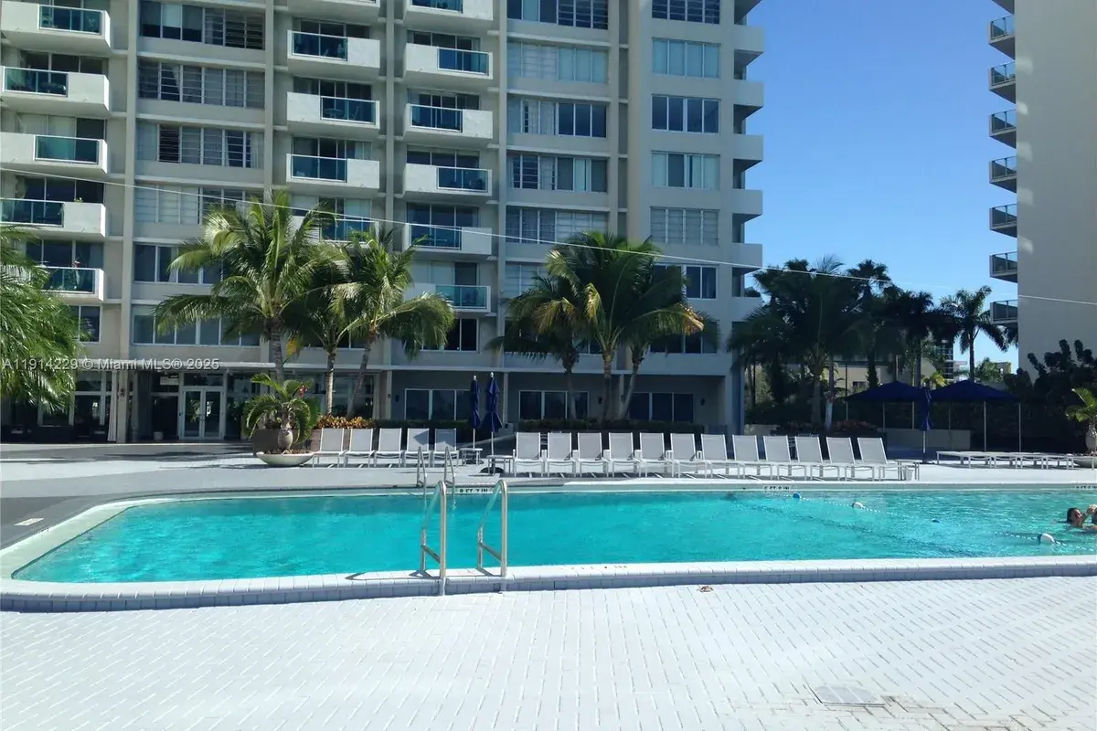 1200 West Ave # 6, Miami Beach FL 33139