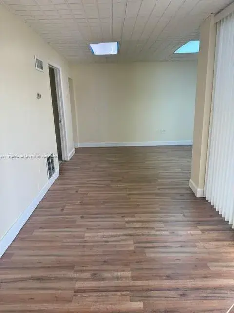 5300 NW 12th Ave # 6, Fort Lauderdale FL 33309